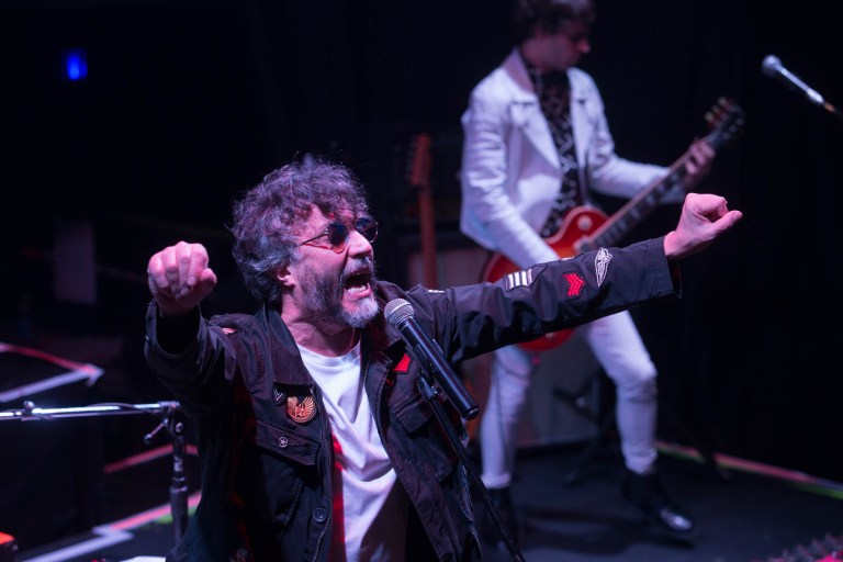 edicioncalificada.com_.ar_16432_1382018_91847