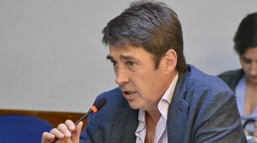 HECTORSTEFANISENADORJUNTOSPORELCAMBIO