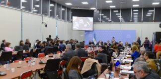 Guerra y Transición Global: ¿Cómo se gestó la Guerra en Ucrania y cómo nos afecta?, el Libro presentado en el Círculo de Legisladores