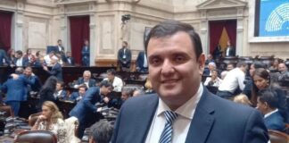 El diputado Gerardo Huesen deja Fuerza Republicana y se suma a La Libertad Avanza