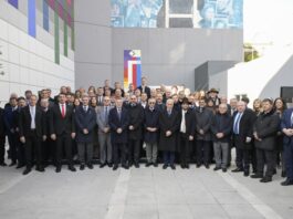 Más de 50 Intendentes firmaron acuerdo en la AMIA