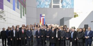 Más de 50 Intendentes firmaron acuerdo en la AMIA