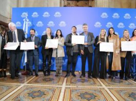 El Senado de la Nación reconoció a más de 100 instituciones educativas evangélicas de más de 15 provincias, en conmemoración del Día de las Escuelas Evangélicas